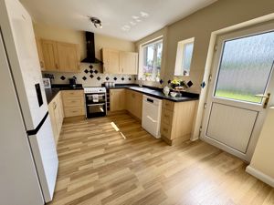 Kitchen- click for photo gallery